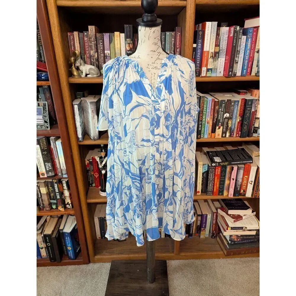 Anthropologie Women's Medium Blue White Floral Pleated Short Sleeve Mini Dress